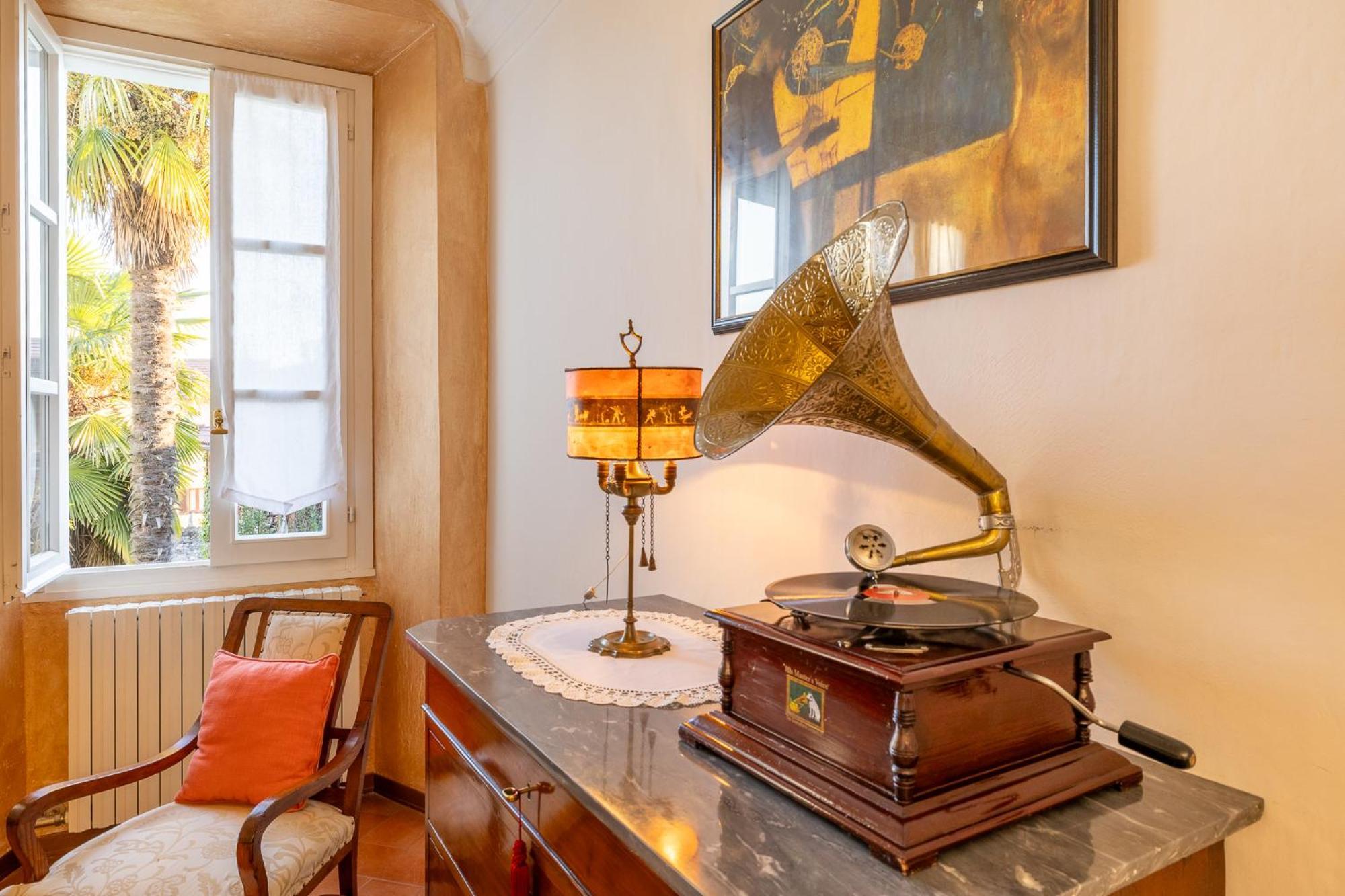Antica Casa Balsari Lägenhet Borgo Ticino Exteriör bild