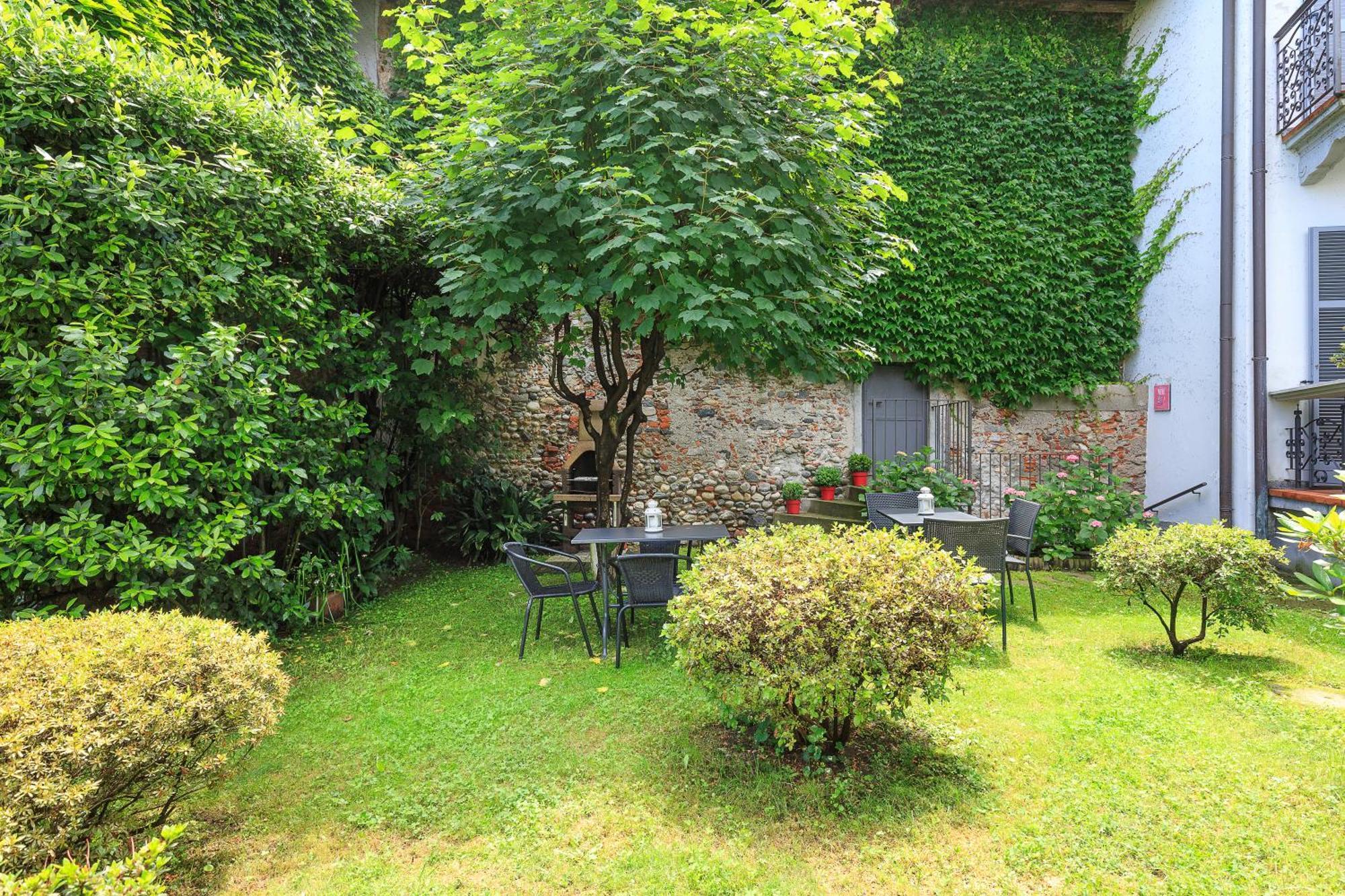 Antica Casa Balsari Lägenhet Borgo Ticino Exteriör bild